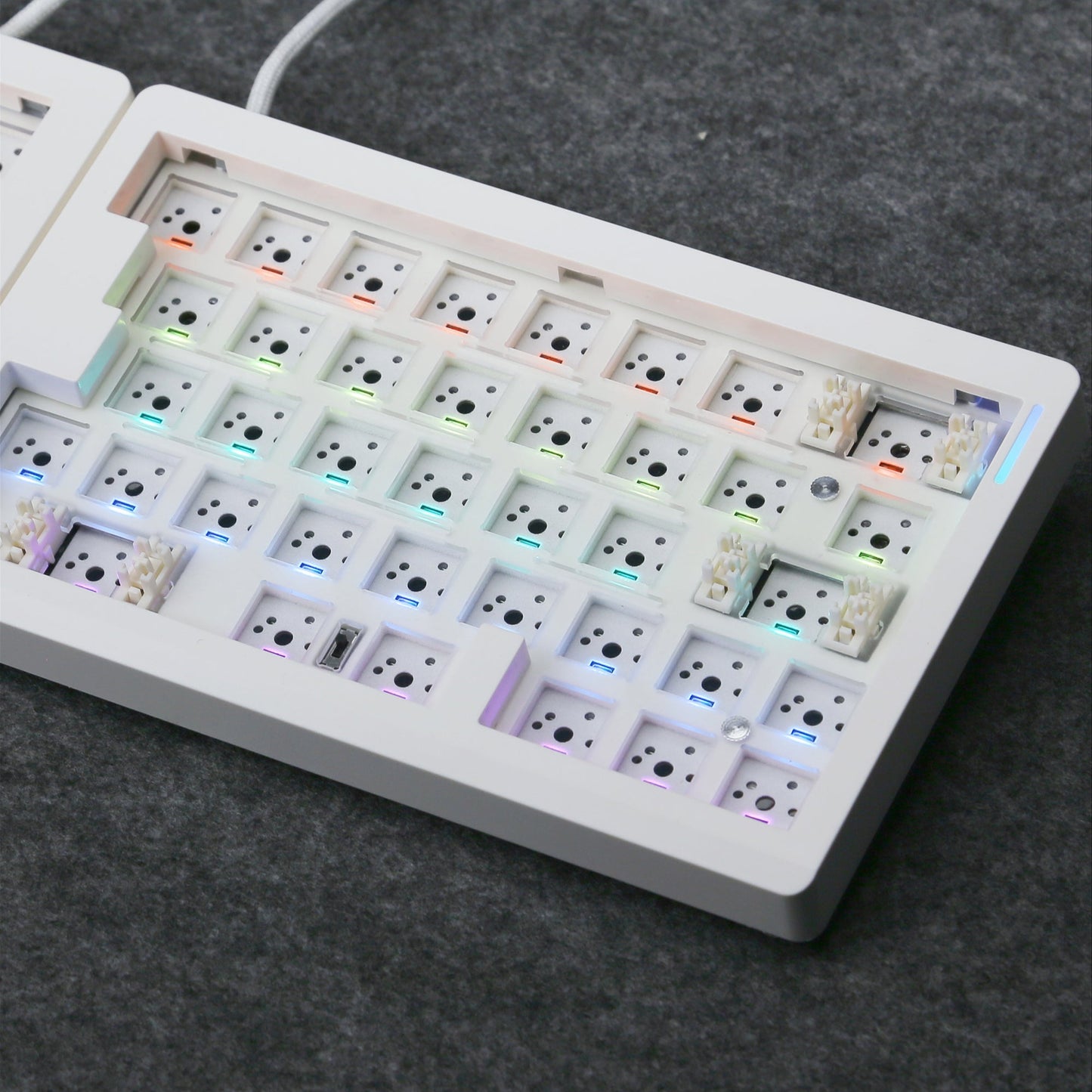 Zuoya GMK70 Magnetic Split Mechanical Keyboard