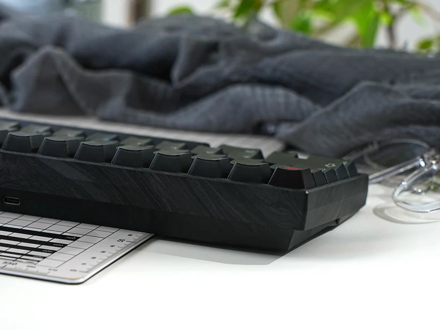 Wuque Studios DK1-60% - Black