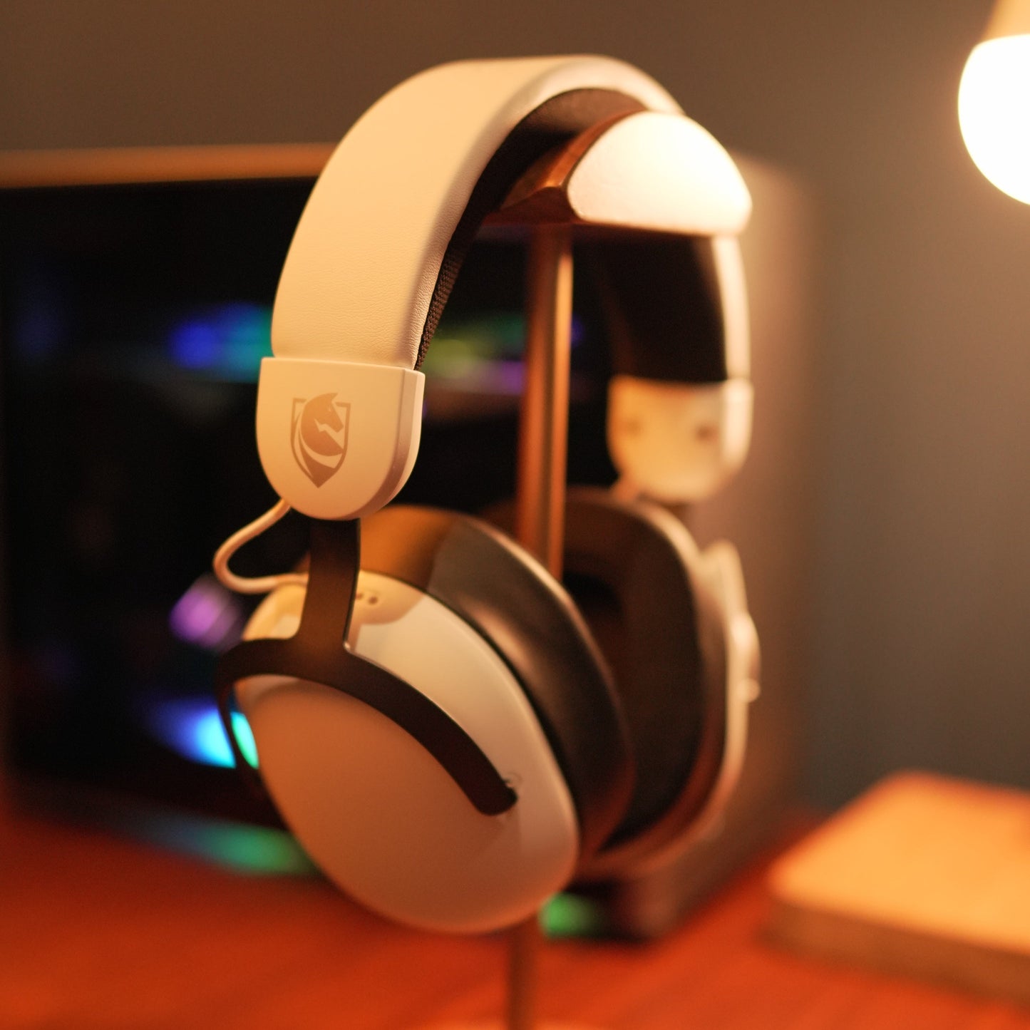 Steed Valkyrie Wireless Low-Latency Gaming Headset
