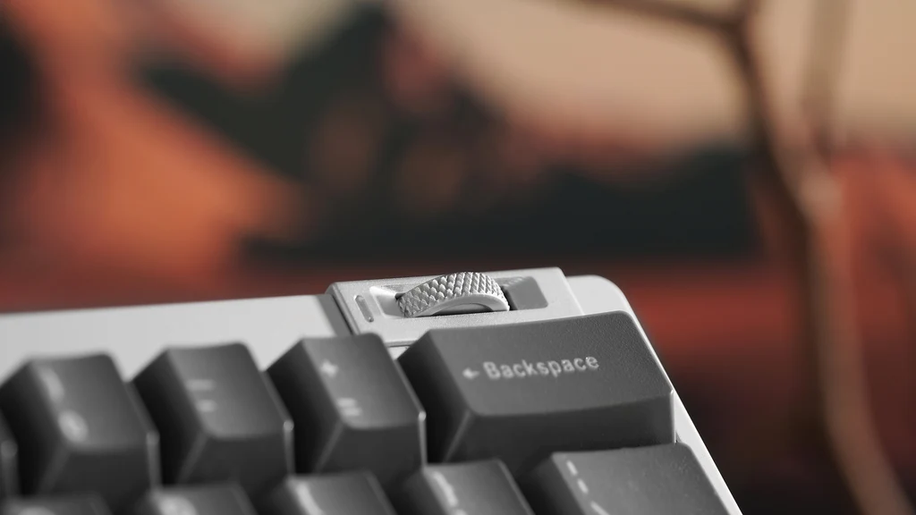 [GB] Meletrix Zoom64 Liquid Silver