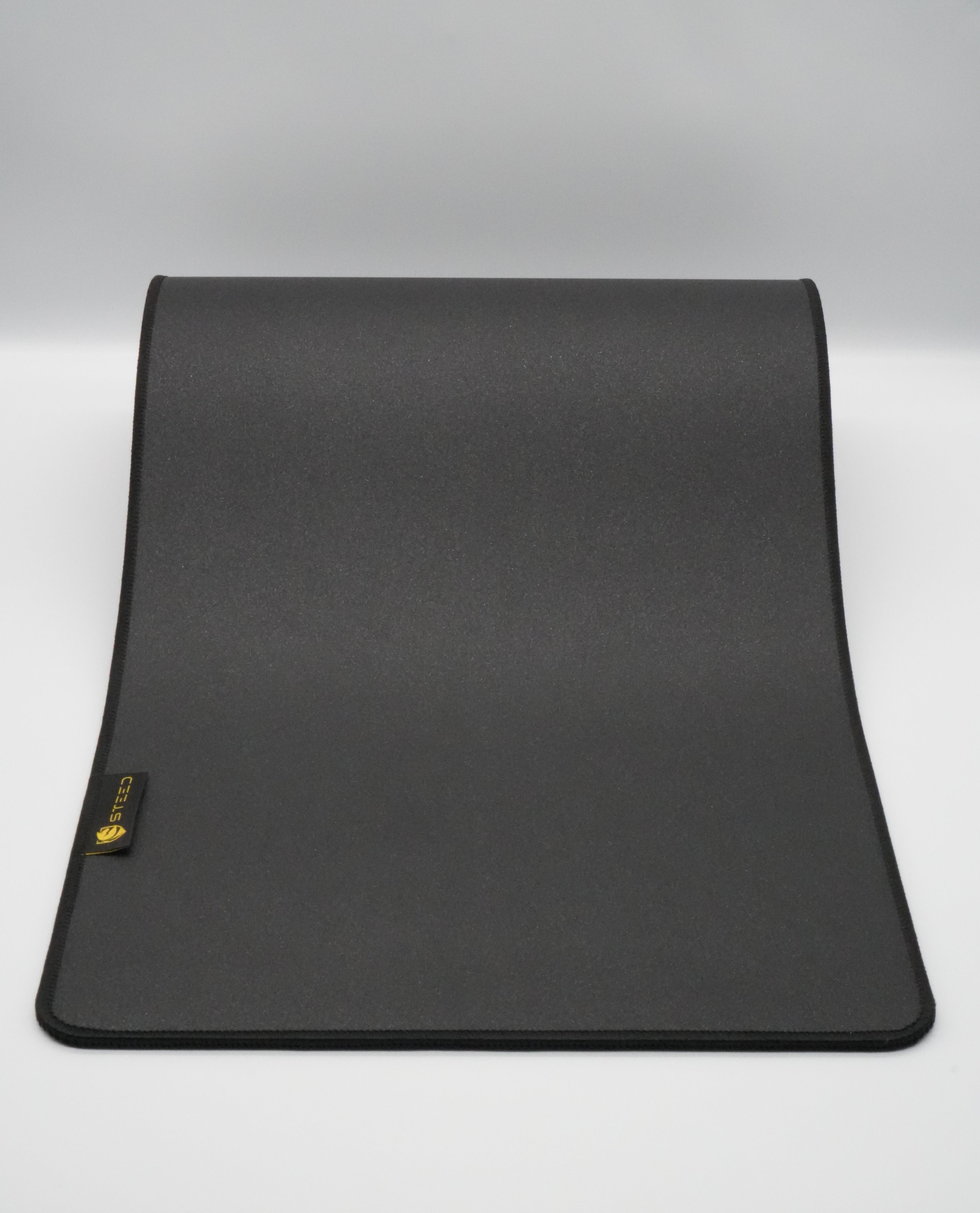 Steed CANTER Mid-Hard Surface Speed Desk Mat XXL
