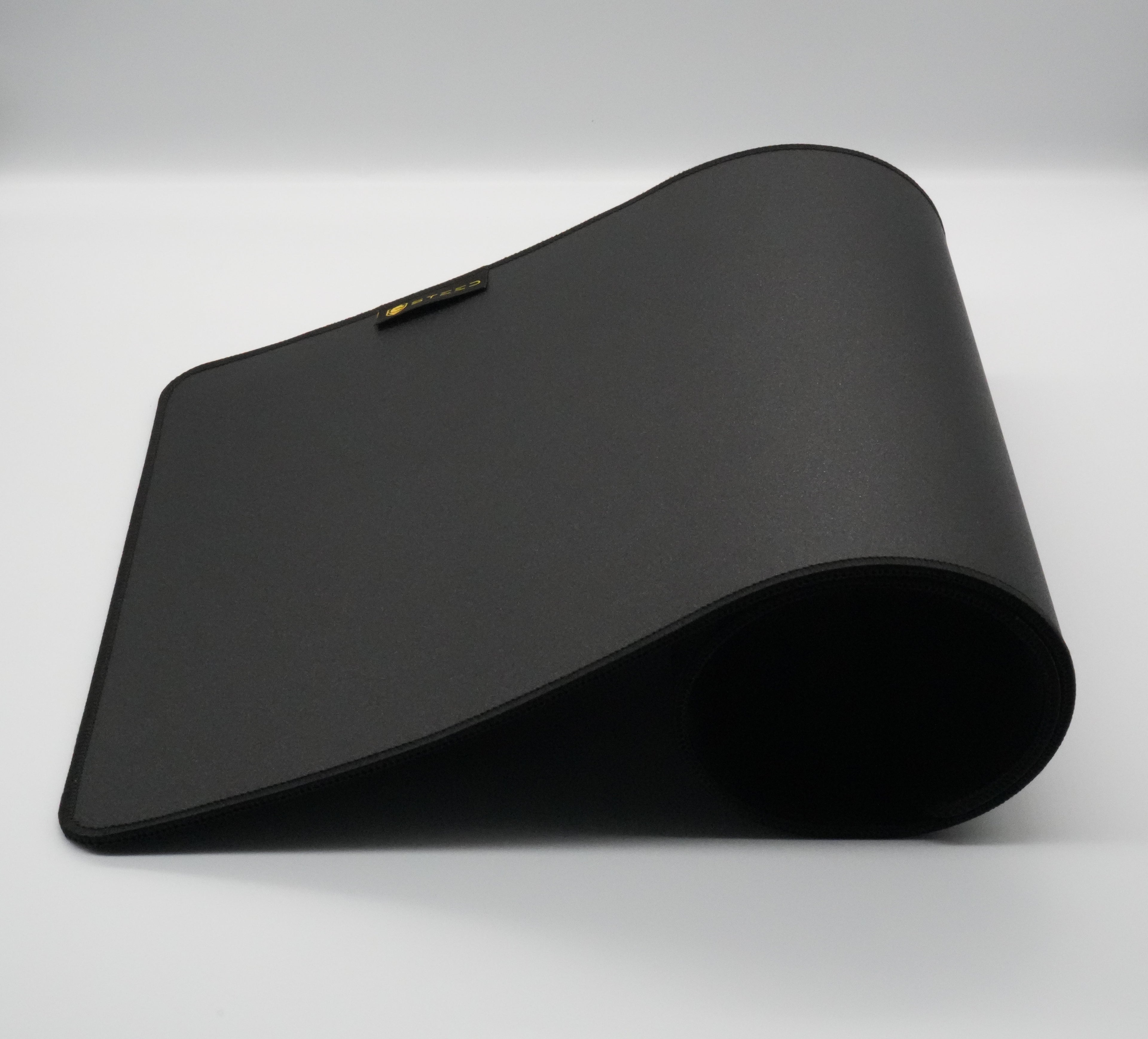 Steed CANTER Mid-Hard Surface Speed Desk Mat XXL