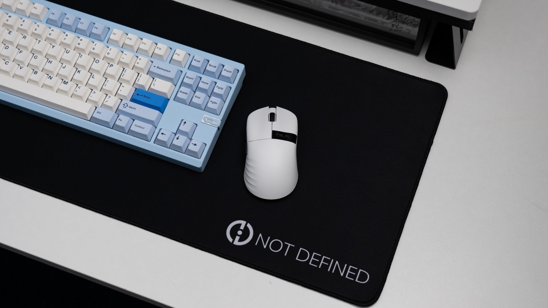 Chilkey Glacier LW 8K Mouse